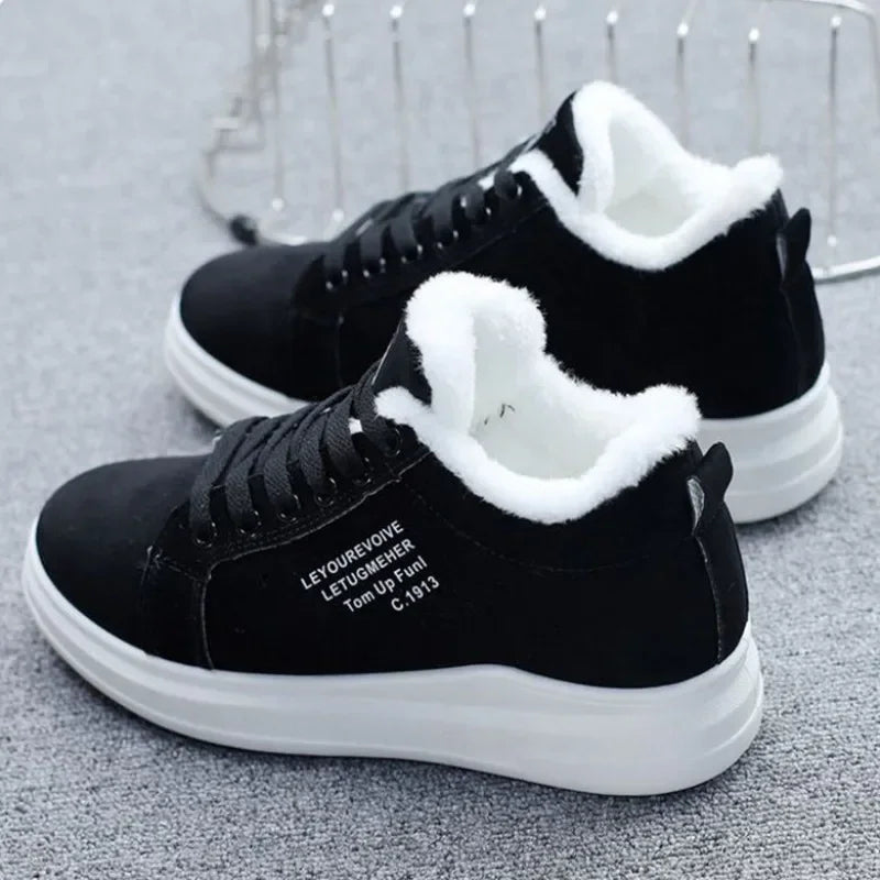 New Winter Velvet Flat Sneakers for Women Fashionable and Comfortable Snow Shoes Thickened and Warm Student Casual Cotton Shoes