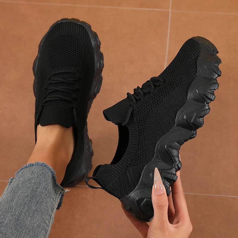 Women's Sports Shoes Comfortable Lightweight Sneakers Breathable Mesh Platform Shoes Fashion Women's Outdoor Casual Shoes