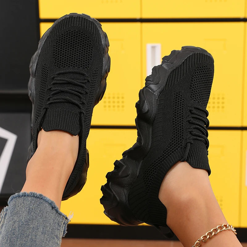 Women's Sports Shoes Comfortable Lightweight Sneakers Breathable Mesh Platform Shoes Fashion Women's Outdoor Casual Shoes