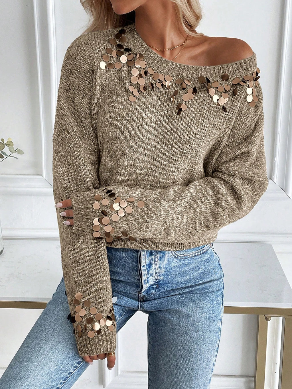 Elegant Sequined round Neck Pullover Knitted Sweater Long Sleeve Fashionable Women's Holiday Party Wear