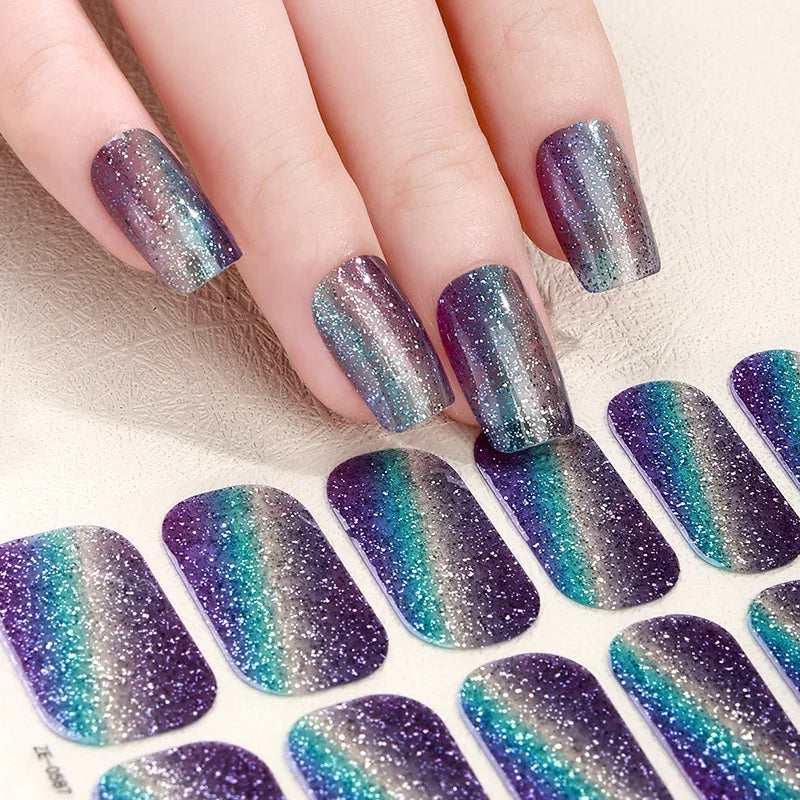 Gradient Cat Eye Style Nail Art Stickers, 16-Piece Set Self-Adhesive Waterproof Glitter False Nail Decals