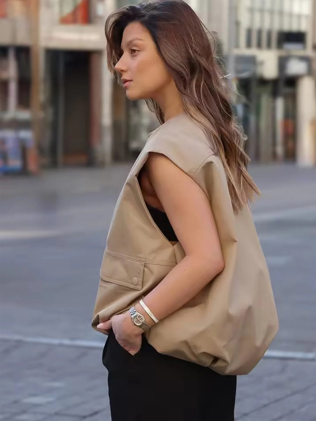 Women High Street Pleated Hem Loose Casual Vest Fashion Versatile Double Zipper Vest Female Round Neck Sleeveless Vest